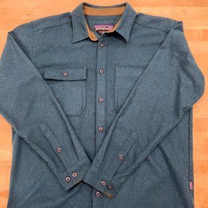 Patagonia Men's Long-Sleeved Recycled Wool Shirt (size Large)